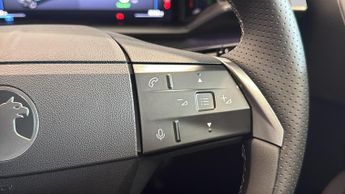 Vauxhall Grandland Electric 73kWh GS SUV 5dr Electric Auto (213 ps)