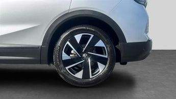 Vauxhall Grandland 1.2 Ultimate SUV 5dr Petrol Hybrid e-DCT Euro 6 (s/s) (145 ps)