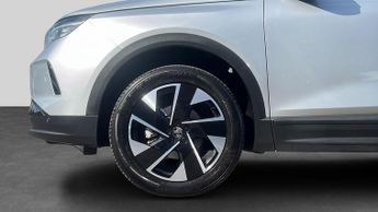 Vauxhall Grandland 1.2 Ultimate SUV 5dr Petrol Hybrid e-DCT Euro 6 (s/s) (145 ps)
