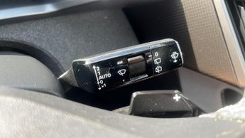 Vauxhall Grandland 1.2 Ultimate SUV 5dr Petrol Hybrid e-DCT Euro 6 (s/s) (145 ps)