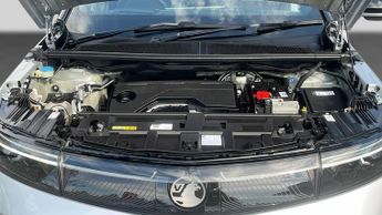 Vauxhall Grandland 1.2 Ultimate SUV 5dr Petrol Hybrid e-DCT Euro 6 (s/s) (145 ps)