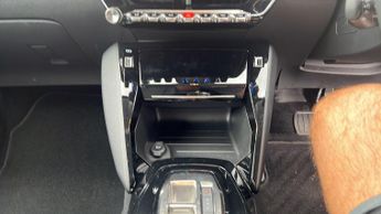Peugeot 208 50kWh Allure Premium Auto 5dr (7kW Charger)