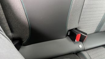 Peugeot 208 50kWh Allure Premium Auto 5dr (7kW Charger)