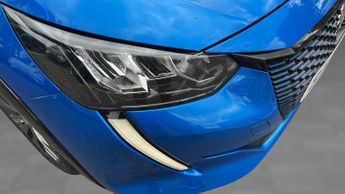 Peugeot 208 50kWh Allure Premium Auto 5dr (7kW Charger)