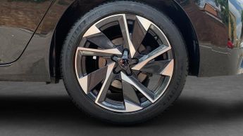Peugeot 308 1.2 PureTech Allure Premium Hatchback 5dr Petrol EAT Euro 6 (s/s