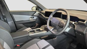 Vauxhall Grandland Electric 73kWh GS SUV 5dr Electric Auto (213 ps)