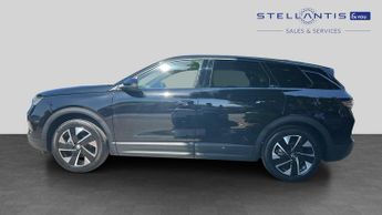 Vauxhall Grandland 1.2 Ultimate SUV 5dr Petrol Hybrid e-DCT Euro 6 (s/s) (136 ps)