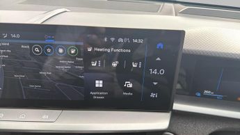 Vauxhall Grandland Electric 73kWh Ultimate SUV 5dr Electric Auto (213 ps)
