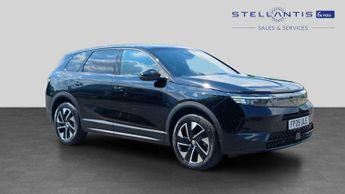 Vauxhall Grandland 1.2 Ultimate SUV 5dr Petrol Hybrid e-DCT Euro 6 (s/s) (136 ps)