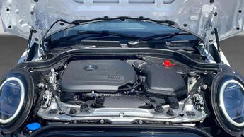 Mini Cooper 1.5C Classic Hatchback 5dr Petrol Steptronic Euro 6 (s/s) (156 p