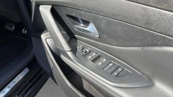 Peugeot 308 1.2 GT Hatchback 5dr Petrol Hybrid e-DSC6 Euro 6 (s/s) (136 ps)