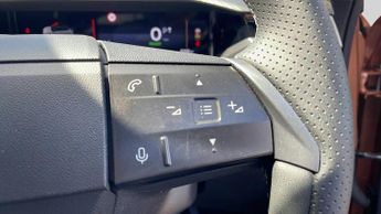Vauxhall Grandland Electric 73kWh GS SUV 5dr Electric Auto (213 ps)