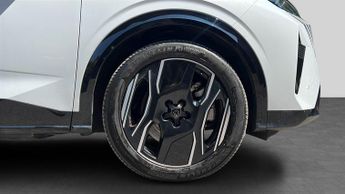 Peugeot 3008 73kWh GT SUV 5dr Electric Auto (210 ps)