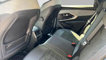Peugeot 3008 73kWh GT SUV 5dr Electric Auto (210 ps)