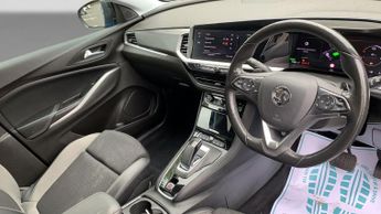 Vauxhall Grandland 1.6 13.2kWh Ultimate Auto Euro 6 (s/s) 5dr