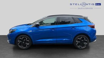 Vauxhall Grandland 1.6 13.2kWh Ultimate Auto Euro 6 (s/s) 5dr