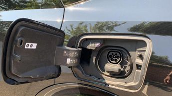 Peugeot 3008 73kWh GT SUV 5dr Electric Auto (210 ps)