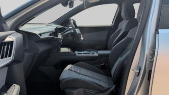 Vauxhall Grandland Electric 73kWh GS SUV 5dr Electric Auto (213 ps)