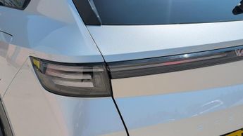 Vauxhall Grandland Electric 73kWh GS SUV 5dr Electric Auto (213 ps)