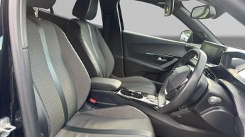 Peugeot 2008 50kWh Allure Premium + Auto 5dr (7kW Charger)