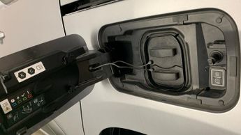 Citroen Berlingo 50kWh Flair XTR M MPV 5dr Electric Auto (7.4kW Charger) (136 ps)