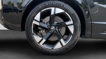Vauxhall Grandland Electric 73kWh Ultimate SUV 5dr Electric Auto (213 ps)