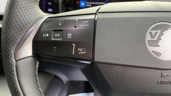 Vauxhall Grandland Electric 73kWh Ultimate SUV 5dr Electric Auto (213 ps)
