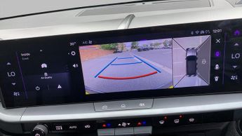 Vauxhall Grandland Electric 73kWh Ultimate SUV 5dr Electric Auto (213 ps)
