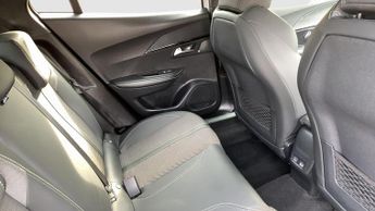 Peugeot 2008 1.2 GT SUV 5dr Petrol Hybrid e-DSC6 Euro 6 (s/s) (136 ps)