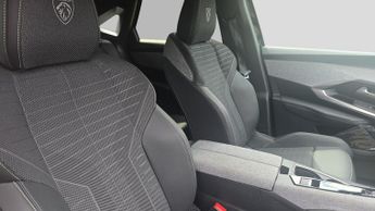 Peugeot 3008 SUV 1.2 GT SUV 5dr Petrol Hybrid e-DSC6 Euro 6 (s/s) (145 ps)