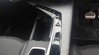 Peugeot 3008 73kWh GT Auto 5dr