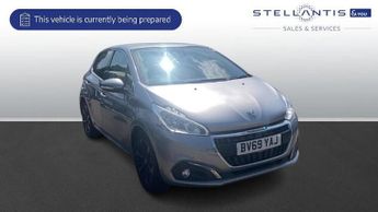 Peugeot 208 1.2 PureTech Tech Edition Hatchback 5dr Petrol Manual Euro 6 (s/