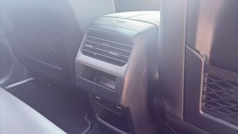 Peugeot 3008 73kWh GT SUV 5dr Electric Auto (210 ps)