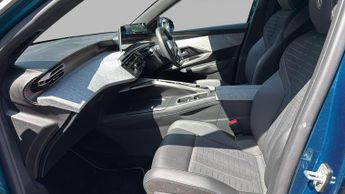 Peugeot 3008 73kWh GT SUV 5dr Electric Auto (210 ps)