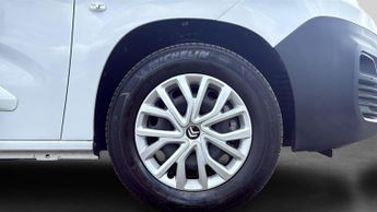 Citroen Berlingo 800 50kWh Driver Edition M Auto SWB 5dr (7.4kW Charger)