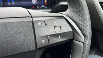 Vauxhall Grandland 1.2 Ultimate SUV 5dr Petrol Hybrid e-DCT Euro 6 (s/s) (136 ps)