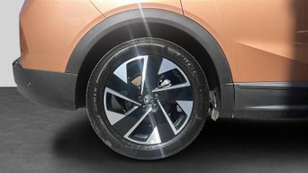 Vauxhall Grandland 1.2 Ultimate SUV 5dr Petrol Hybrid e-DCT Euro 6 (s/s) (145 ps)