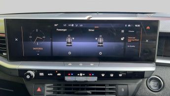 Vauxhall Grandland 1.2 Ultimate SUV 5dr Petrol Hybrid e-DCT Euro 6 (s/s) (145 ps)