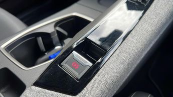 Peugeot 3008 73kWh GT SUV 5dr Electric Auto (210 ps)