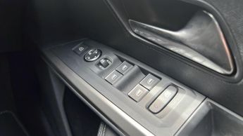Peugeot 3008 73kWh GT SUV 5dr Electric Auto (210 ps)