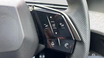 Peugeot 3008 73kWh GT SUV 5dr Electric Auto (210 ps)