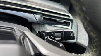 Peugeot 3008 73kWh GT SUV 5dr Electric Auto (210 ps)