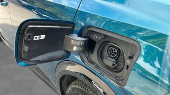 Peugeot 3008 73kWh GT SUV 5dr Electric Auto (210 ps)