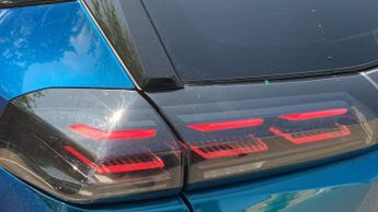 Peugeot 2008 1.2 GT SUV 5dr Petrol Hybrid e-DSC6 Euro 6 (s/s) (136 ps)