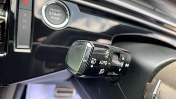 Peugeot 3008 73kWh GT SUV 5dr Electric Auto (210 ps)