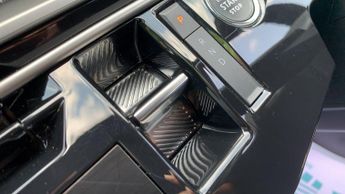 Peugeot 3008 73kWh GT SUV 5dr Electric Auto (210 ps)
