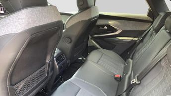 Peugeot 3008 73kWh GT SUV 5dr Electric Auto (210 ps)