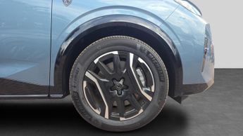 Peugeot 3008 73kWh GT SUV 5dr Electric Auto (210 ps)