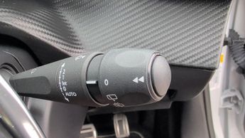 Peugeot 2008 1.2 GT SUV 5dr Petrol Hybrid e-DSC6 Euro 6 (s/s) (136 ps)