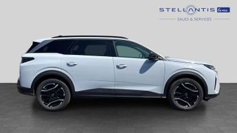 Peugeot 5008 73kWh Allure SUV 5dr Electric Auto (210 ps)